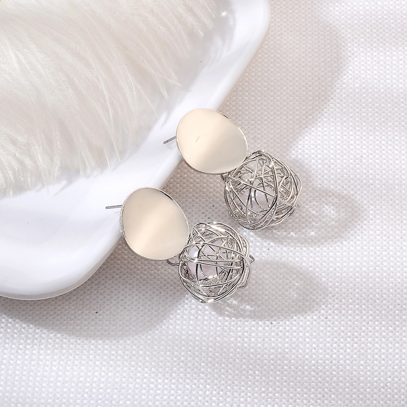 

Wholesale-l Punk Style Geometric Pearl Ball Stud Earrings For Women Girl Metal Woven Hanging Dangle Earring Modern Jewelry Gift