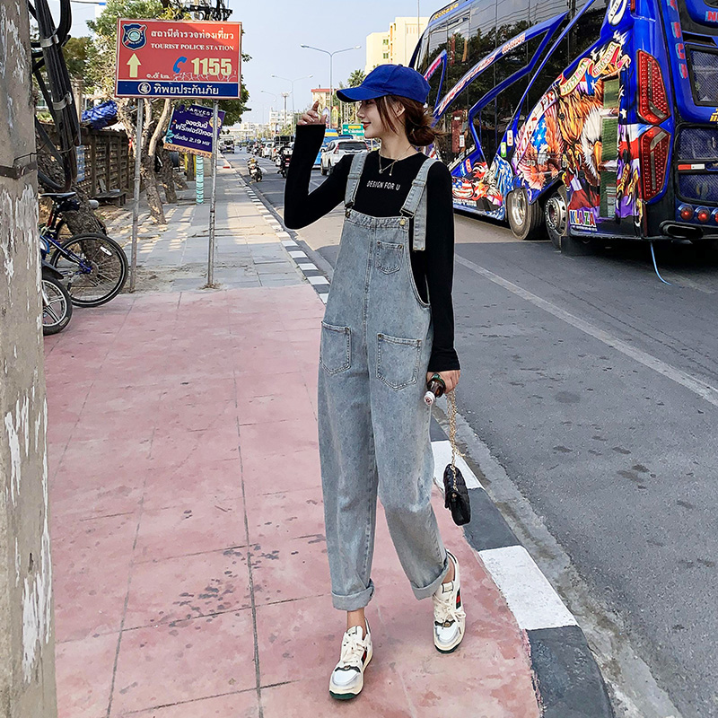 

2020 Women Suspender Trousers Jeans Loose Casual Light Blue Denim Pants Female Streetwear Hip Hop Straight Harem Pants Overalls