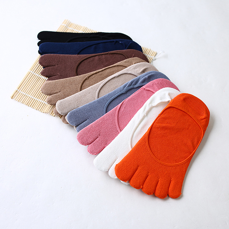 

6 Pairs Summer Five-toe Socks for Women Thin Invisible Yoga Socks Solid Color Casual wear cotton Low Cut five finger, Black