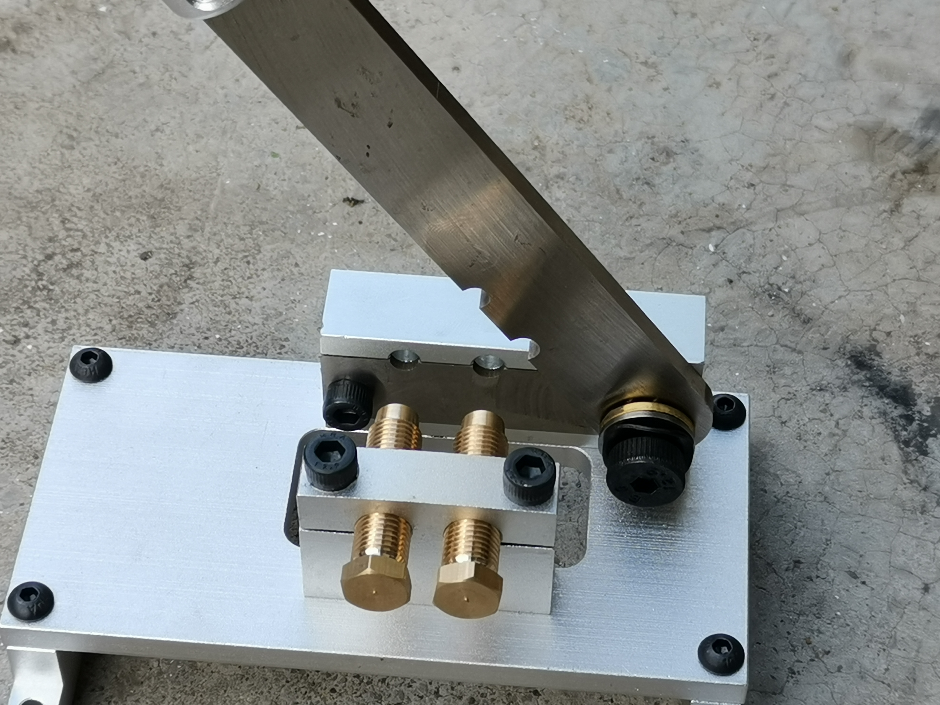 

Top Grade Hot Sale paper-knife cut-off tool Hand shears thick Lead wire cutting tool specisal design