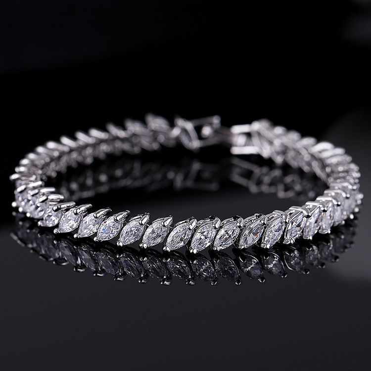 

Silver/Gold Crystal Wedding Jewelry Bangles Bracelets for Women Costume Jewelry Cubic Zirconia Diamond Bridal Chain Bracelet