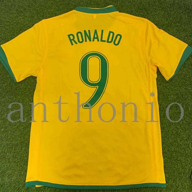 

Top 2006 BRASILS RETRO SOCCER JERSEYS VINTAGE CLASSIC RONALDO 9 RONALDINHO 11 RIVALDO 10 Thailand Quality uniforms Football shirts camiseta futbol jersey size s-xxl, 2006 home ronaldinho 10