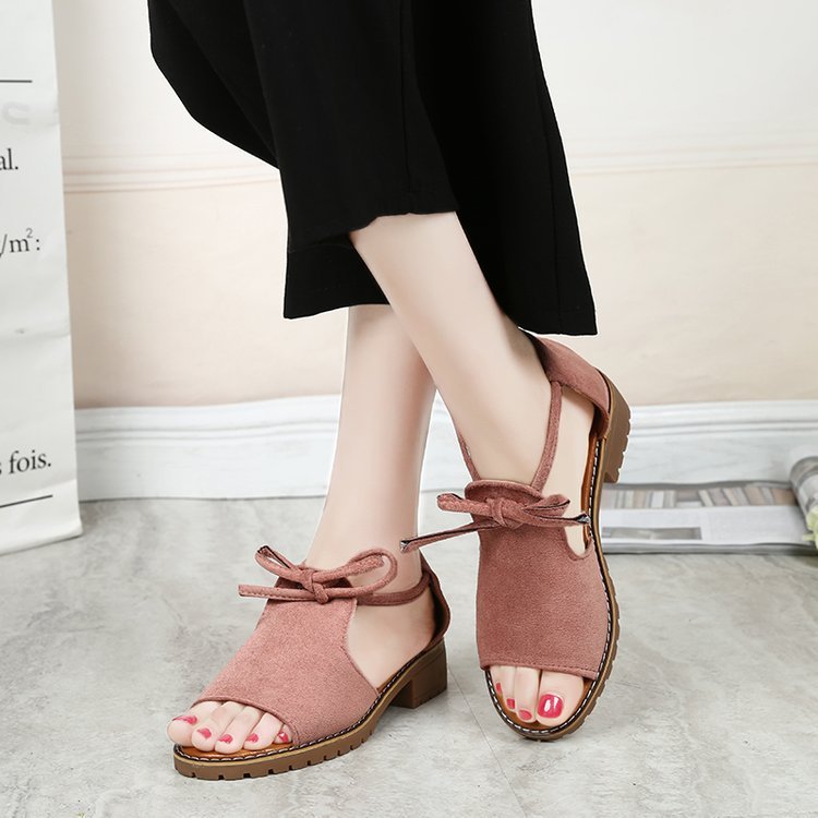 

2020 new foreign trade large size women's shoes fish mouth suede lace sandals flat bottom with Korean version of solid color san