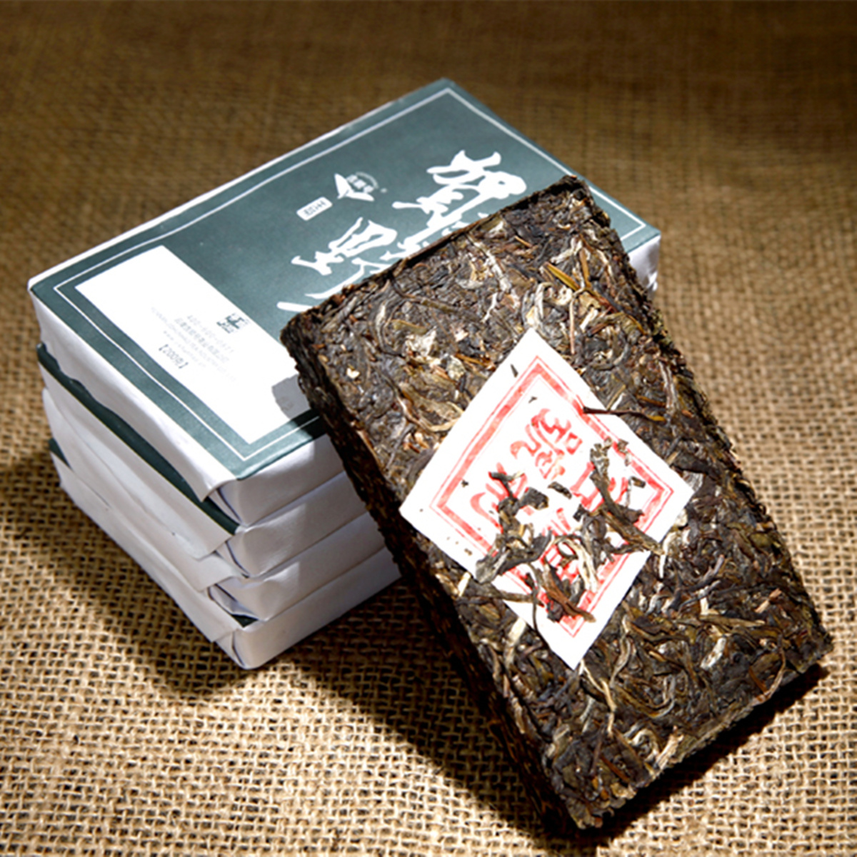 

200g Raw Puer Tea Brick Yunnan Wild Puer Tea Organic Natural Puerh Old Tree Pu'er Tea Green Food Hot sales