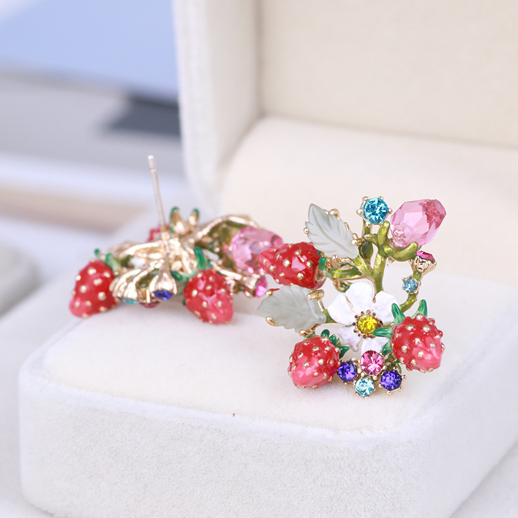 D Ear Clip
