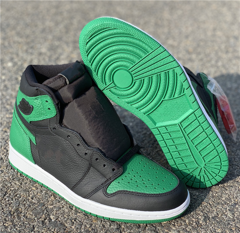 

New Men 1S Basketball Shoes 1 High OG Pine Green Designer Luxury Trainers Athletic Shoes Sports Top Quality Sneakers With Box, As picture