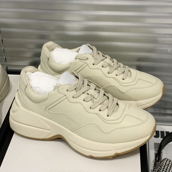 

Size 35-44 Designer Sneakers for Men and Women 4 Colors Comfortable Shoes, Black