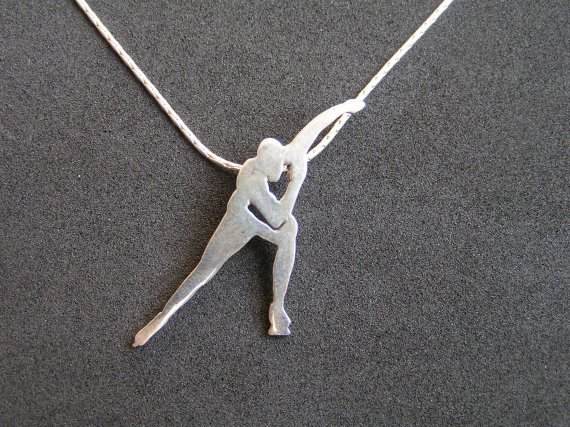 

10pcs Sports Favor Skater Boy Figure Necklace Ice Skater Man Charm Pendant Necklace Jewelry Gift for Memorial