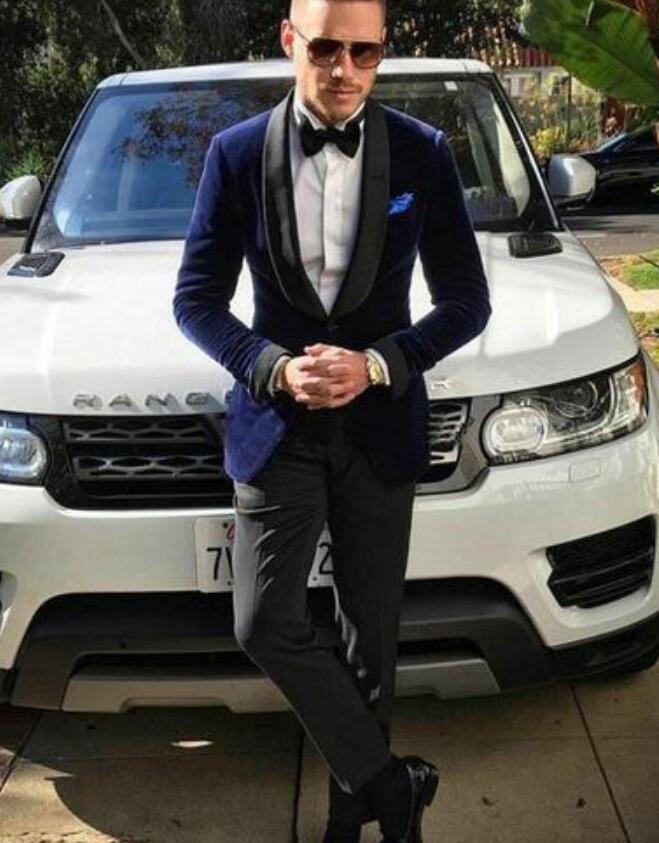

Dark Blue Velvet Wedding Groom Tuxedos Shawl Lapel Groomsmen Mens Suits for Prom Dinner Blazer (Jacket+Pants+Tie, Same as image