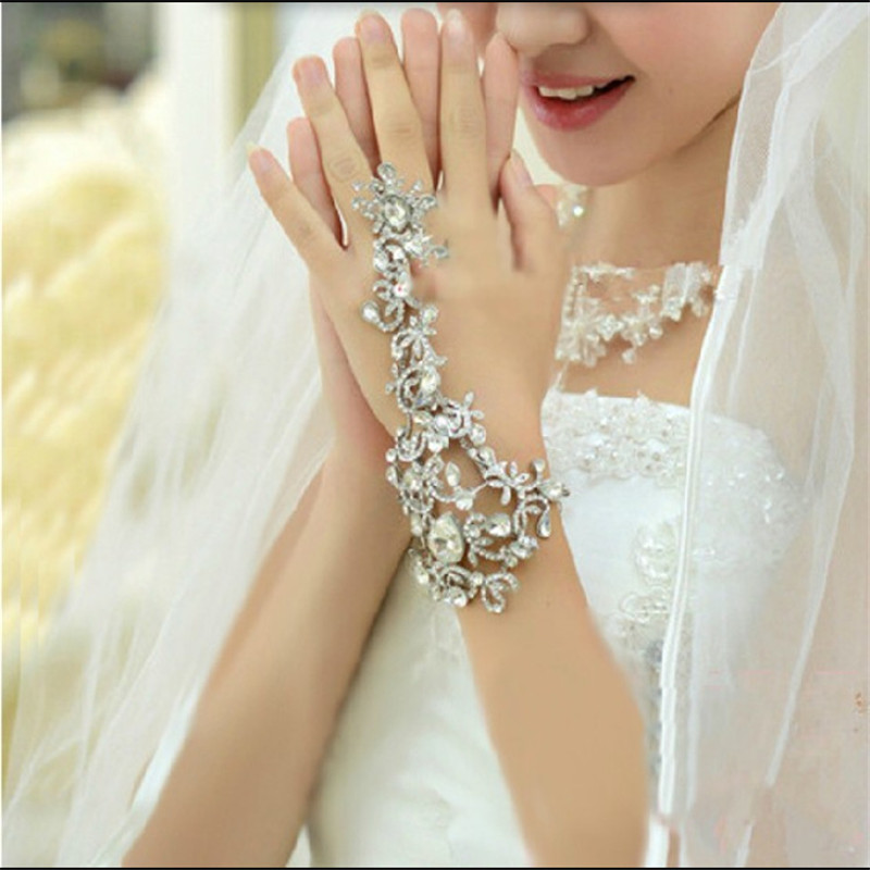

Wedding Bridal Bracelets Jewelry Flower Rhinestone Crystal Finger Chain Ring Bracelet Gorgeous Party Event Wristband Wedding Accessories, Gold