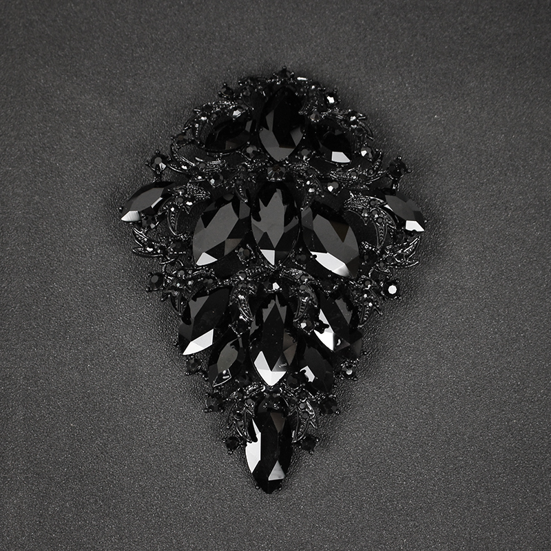 

Black Crystal Brooch Fashion Jewelry Brooches Cute Pins for Women Brincos Mujer Party Costume Clothes Accessories
