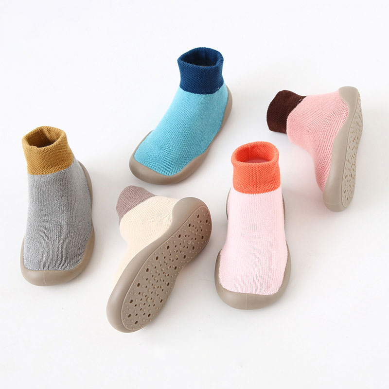 

2020 New Autumn Winter Children non-slip Floor Socks Terry Thickening Baby Toddler Shoes Baby Indoor Soft Rubber Socks Shoes, Darkpink
