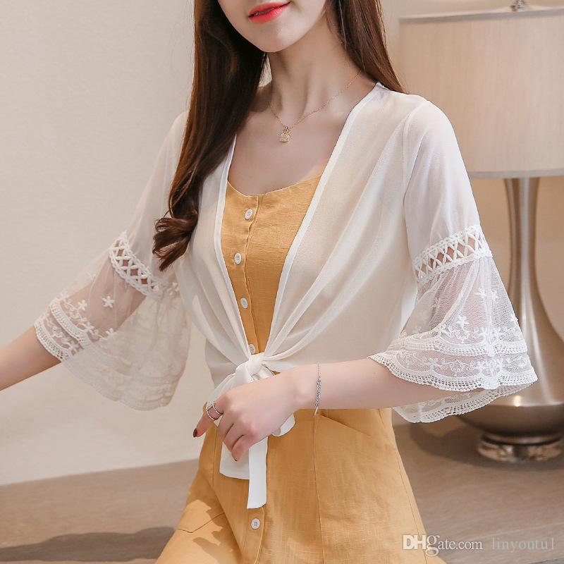 

2020 lace crop top Summer lace small shawl ultra-thin short sunscreen clothing cardigan female air-conditioning shirt womens thin cardigan, White