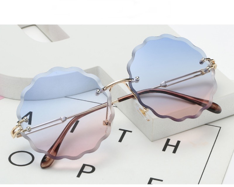 

Fashion Dazzle Colour Sunglasses 2019 Retro Full Small Round Frame Decorative Eyeglasses Causal Woman Travel Circular Eyewear 8838