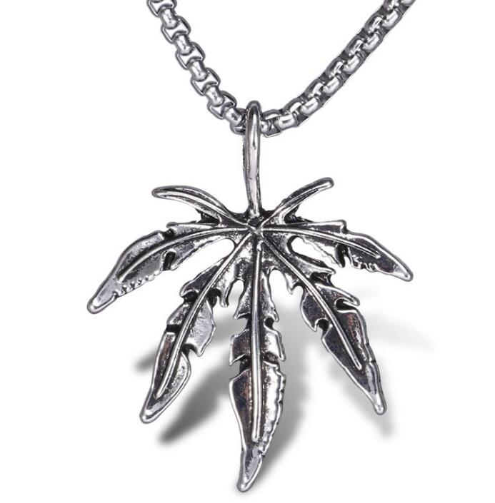 Collier feuille d'érable en acier inoxydable, tendance, personnalité masculine, garçon coréen, chaîne de pull, pendentif hip hop, WY725