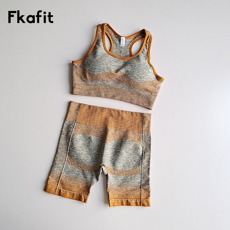 

Gym Set Women Fitness Seamless Yoga Set Fitness Clothing Stripe Patchwork Sports Bra High Waist Shorts 2 Piece Workout Woman, Gray white
