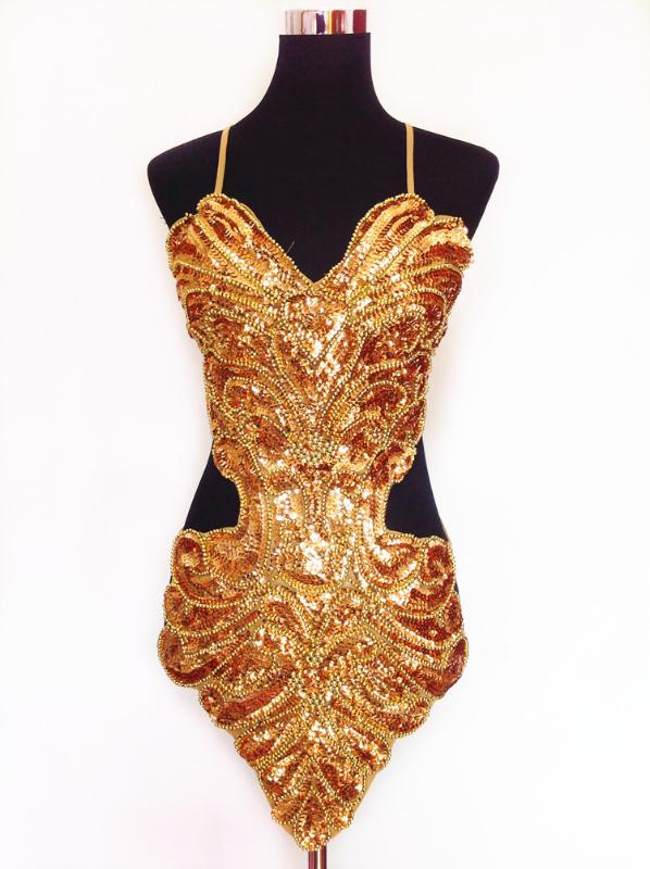 

2020 Studio Art Photography Stage Sexy Sequin Beading Butterfly Bellyband Hollowed Halter Backless Lace-up Belly Dance Dress Set, Red