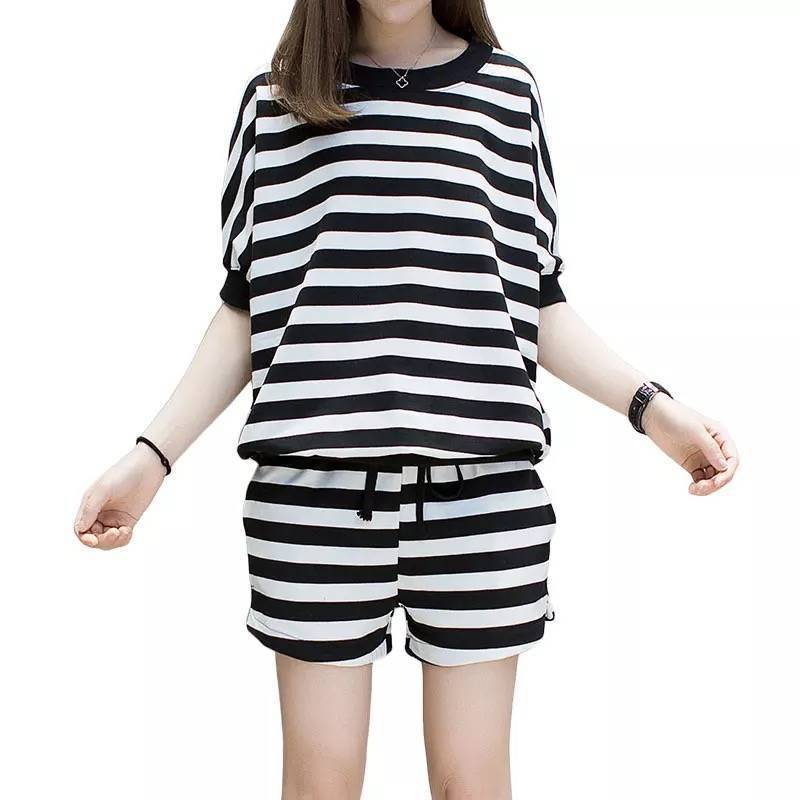 

Women's Casual Suit Outdoor Sport Shorts Sportswear Striped Loose Large Size Summer Short Sleeve Two-piece Set, White