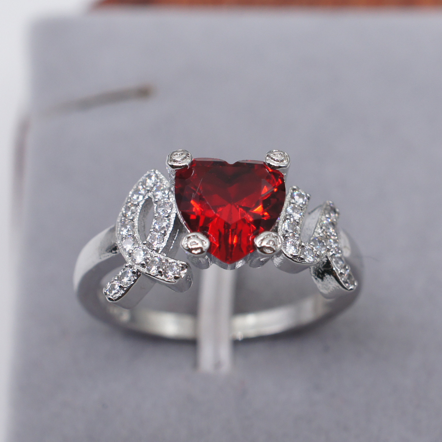 

I Love U Love Form Princess Red Diamond Ring Finger Plating 925 Silver Woman Micro Insert Ring