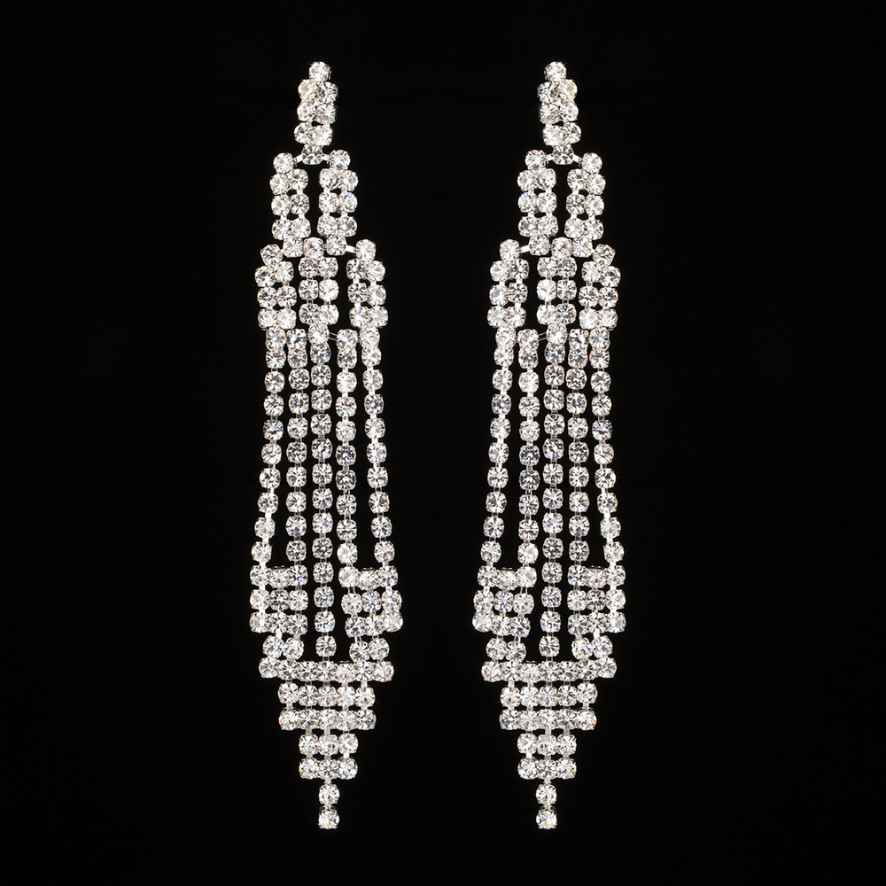 

Exquisite Luxurious Tassels Earrings Ear Nail