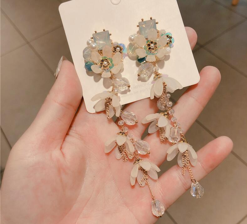 

Dangle & Chandelier Silver Post Bride Wedding Flower Crystal Women Stud Earrings Extra Long Sweet Ladies Ear Accessories