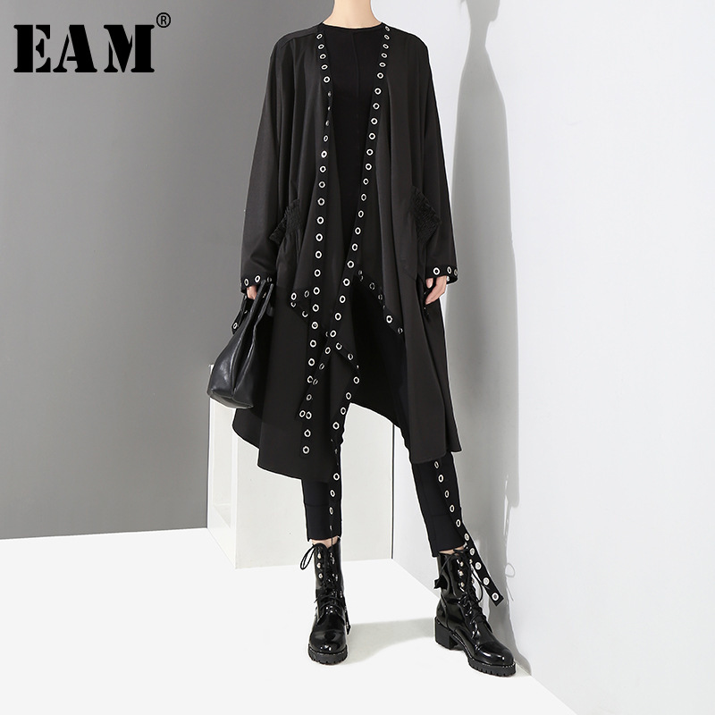 

EAM] Loose Fit Black Hollow Out Ribbon Pleated Big Size Jacket New V-collar Long Sleeve Women Coat Fashion Spring 2020 1D756