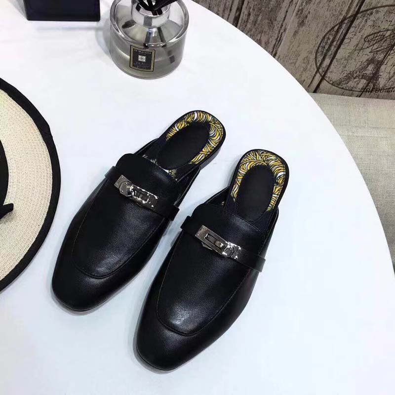 

Women Summer outdoor Fashion Sandy beach flat heel Sandals Slippers Top Quality Designer Slippers Size EUR 35 - 40, Black