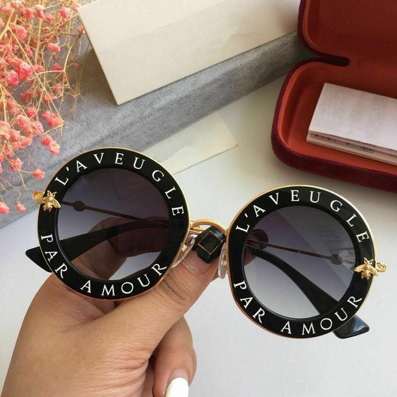 

Brand hot Fashion 0113 Sunglasses Frames designer Women Black Sunglasses Metal Shield Gold Frame Sunglasses Black Eyeglasses New style
