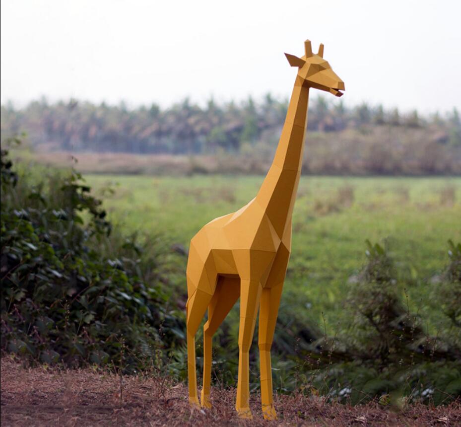 One meter high giraffe Novelty Items large land animal living room company store European style floor ornament manual papers mold office paper-image-551847532