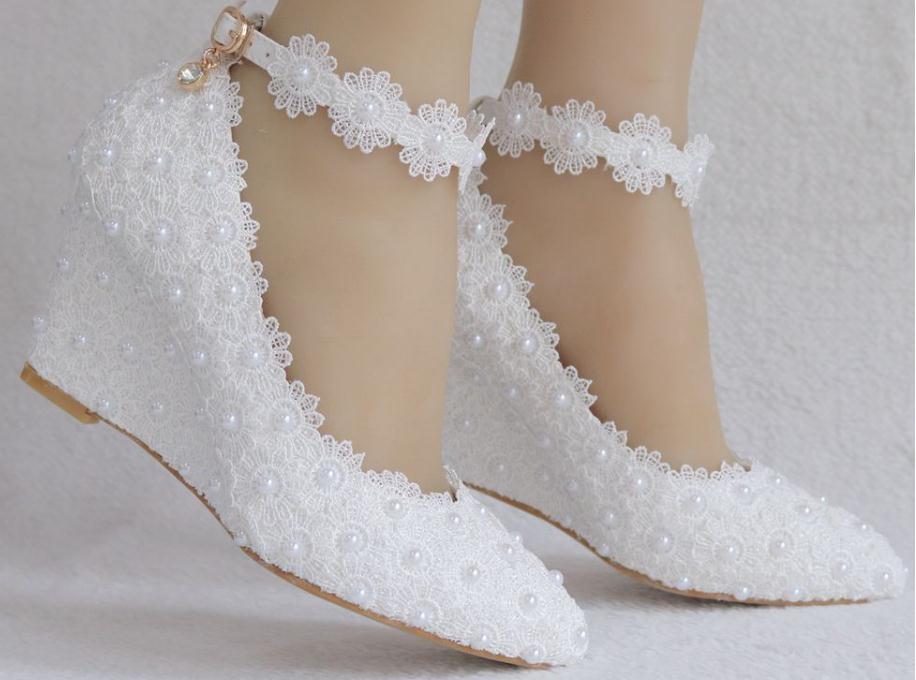 

2019 Women's shoes in Spring and Autumn with New style Slope heel pointed end water drill waterproof table @QWER315, White