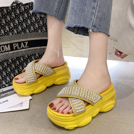 

Net red thick-soled slippers 2020 new summer high-heeled outside wear muffin fashion go out sandals and slippers women, Green