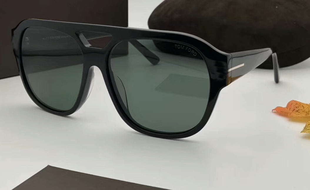 

Bachardy 0630 Black/Green Sunglasses 630 Square Sun Glasses men Fashion Designer Sunglasses Shades New with Box