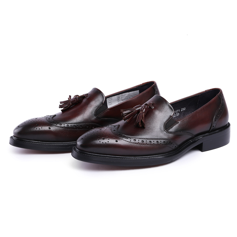 

New Arrival British Man Carved Formal Dress Brogue Shoes Genuine Leather Round Toe Slip on Men's Tassels Wing Tip Loafers, Brown