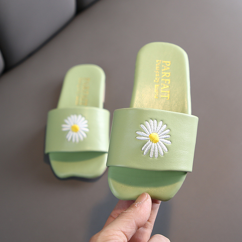 

Kids Summer Embroidered Flower Sandals and Slippers For Children Little Girls Yellow Green Slip-flops Single Home Shoes New shoe, Pink