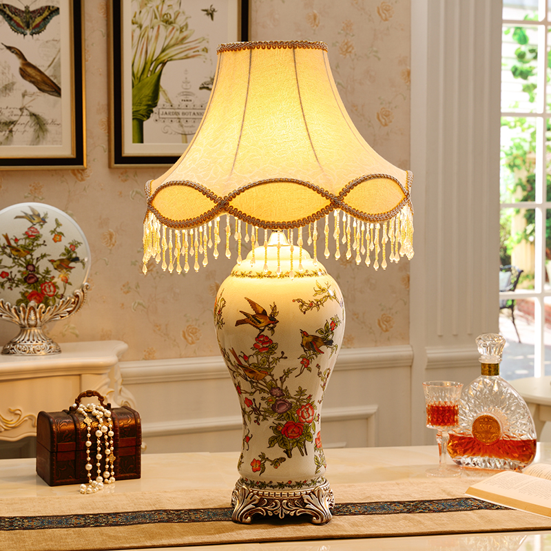 

Ceramic table lamp living room lamp bedside American French retro decorative table living room ornaments