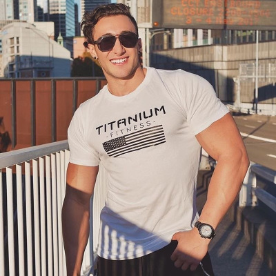 

Mens Designer T Shirts Fashion Printing Tops Summer Casual Tees Summer New Boys Trendy T-shirts for Running Outdoors Clothing Hot Sale, Black