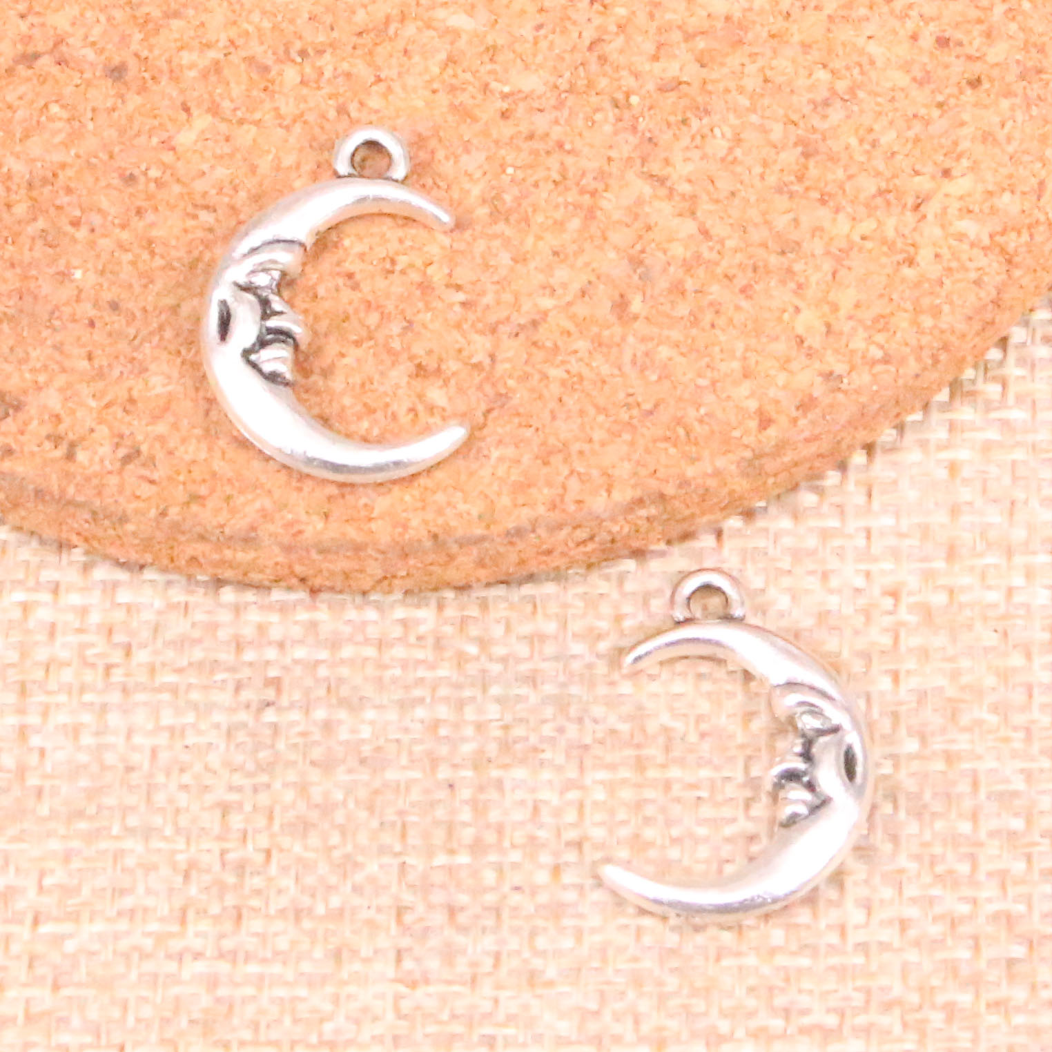 

66pcs Charms moon face 21*15mm Antique Making pendant fit,Vintage Tibetan Silver,DIY Handmade Jewelry, Bronze;silver