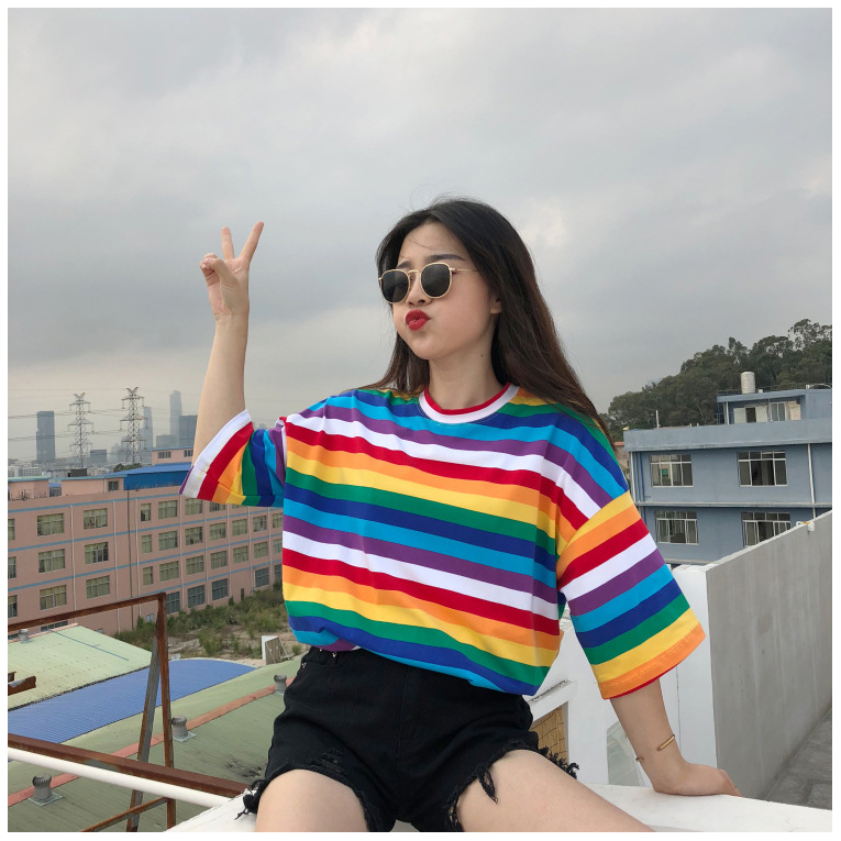 

Women Designer Mid Sleeve Shirt Female Rainbow Stripes Casual Luxury Youthful Tshirt Girl Colorful Loose Comfortable T-shirts Fashion Tees