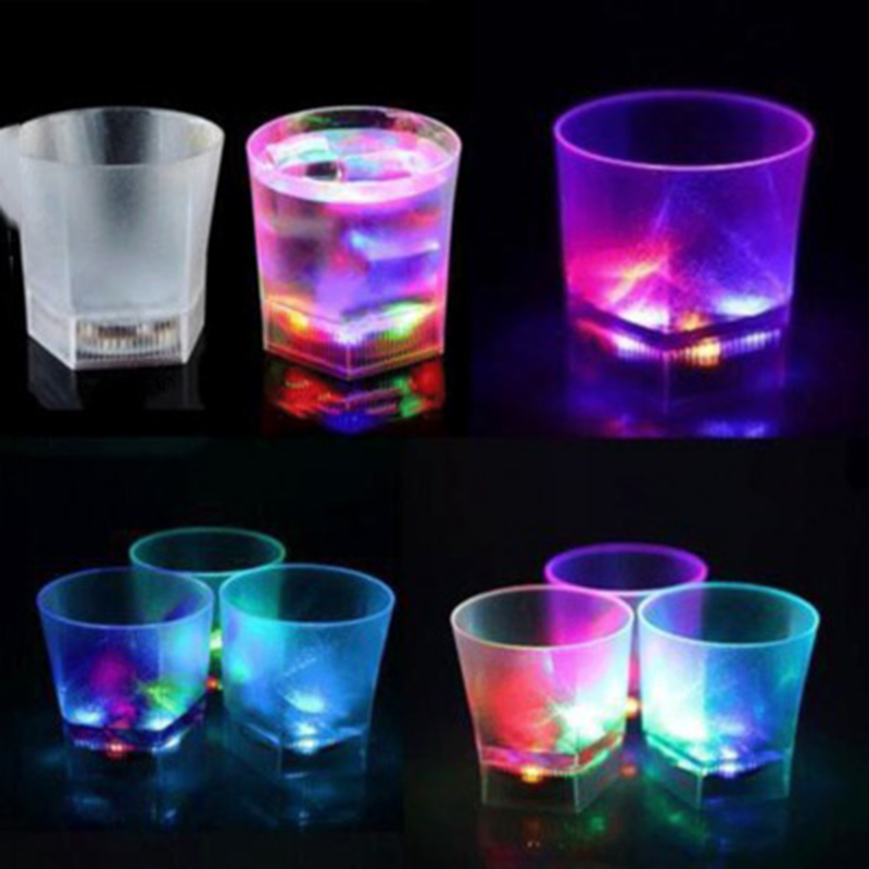 Leuchten LED Champagner Glas Blinkende Farbwechsel Party Cup ^\