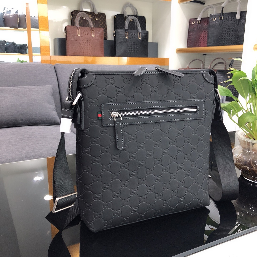 coach body bag mens price