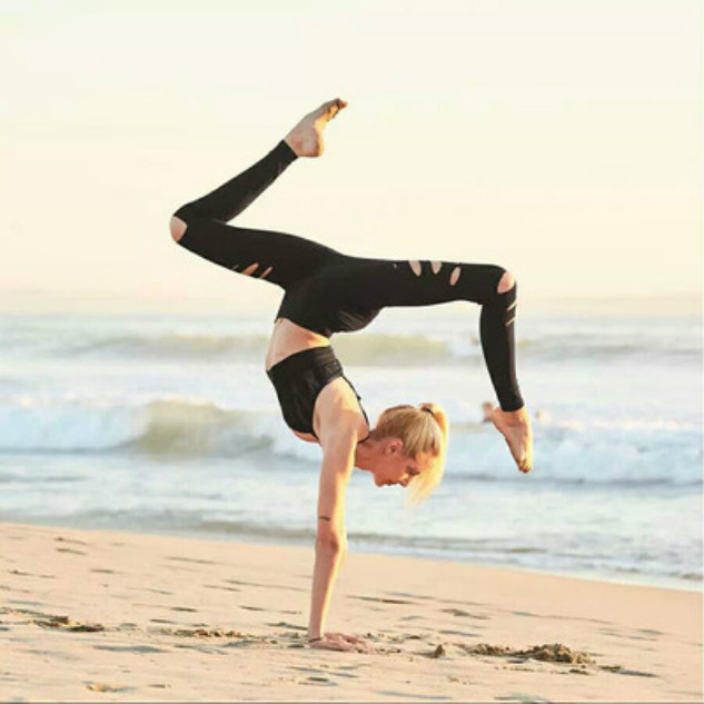 

Women's Wear Designer Yoga Pants Fashion Hollowed-out Tear Tight Sexy Trackpants Stretch Fitness Pants Quick Dry New Absorbent Sweatpants, Black