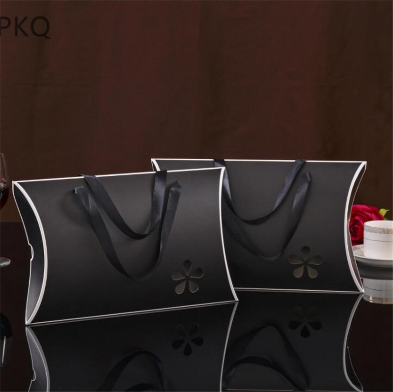 

10pcs Large Black/White Paper Pillow Box Hollow Gift Packaging Box Wedding Party Favor Silk Scarf Package Present