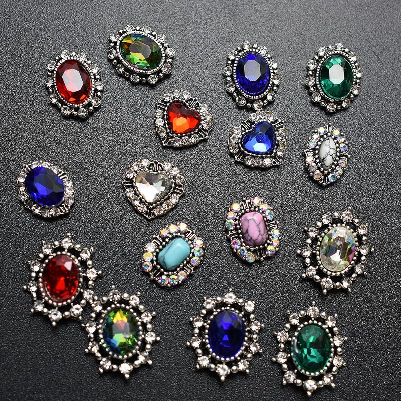 

100pcs Silver Square Heart Rhinestone Nail Art Decorations Nail Stones Alloy 3D Hollow Strass Charm Accessory New 2020
