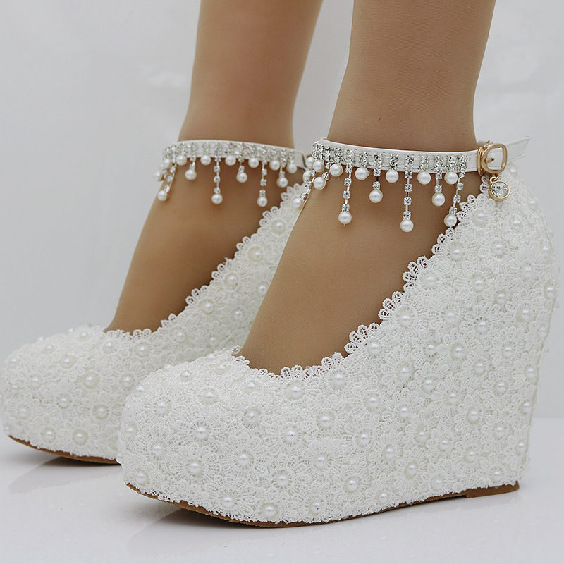 

Pink Blue White Lace Wedding Shoes with Beading Buckle Straps Wedge Heel Fashion Women Pumps 4 Inches High Heel Bridesmaid Shoes