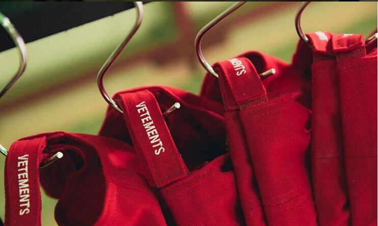 

Fashion- Famous hat Raf Simons Snapback baseball cap Trapsoul Single For The NIght caps VETEMENTS hats Free Shipping bone gorras swag