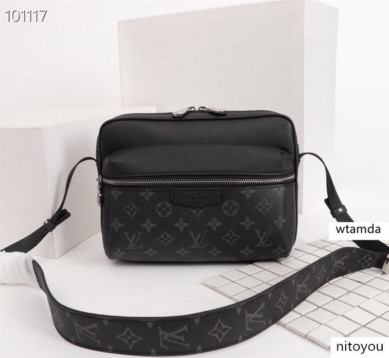 

Handbag, men's and women's bag fashionable and classic,various colors free delivery;jiang b231 m30233 size:25..20..10.5cm