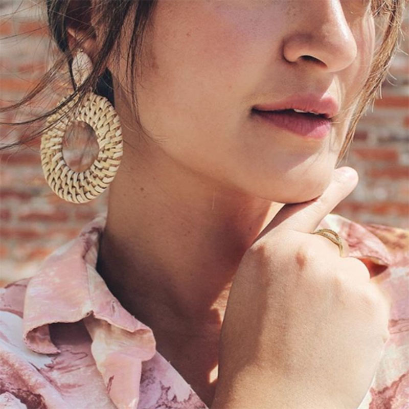 

Bohemian Wicker Rattan Knit Pendant Earrings Handmade Wood Vine Weave Geometry Round Statement Long Earrings for Women Jewelry