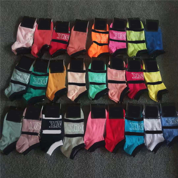 

2019 Fashion Socks  Cotton Short Ankle Socks Sports Basketball Soccer Teenagers Cheerleader New Sytle Girls Women Sock with Tags, Multi