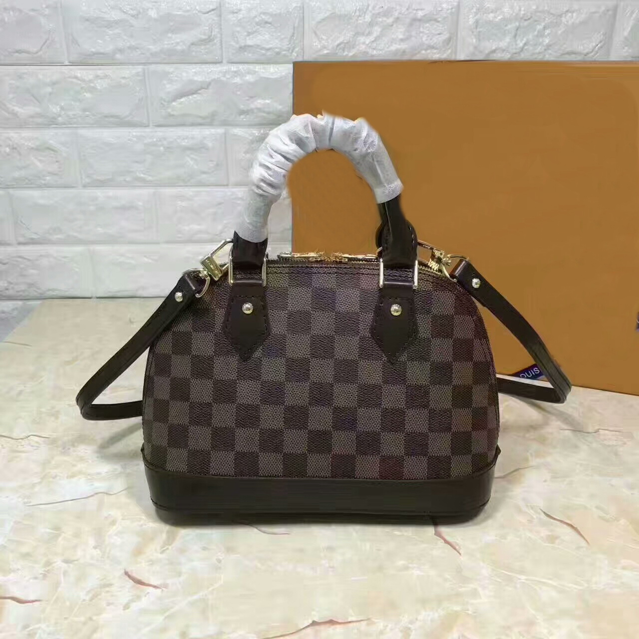 

High Quality Womens Genuine And Shell Bags Mens BB Alma MINI Leather Have Lock Handbags Free Have Wallets Key Bag Dust Shipping Qplud, Red;black