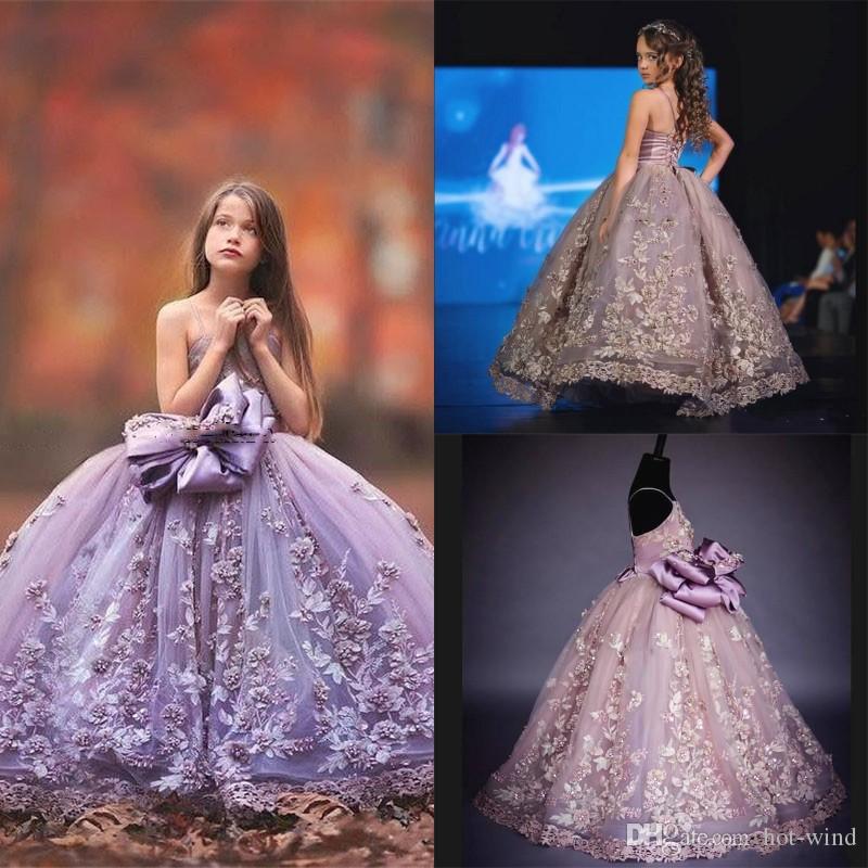 

Country Flower Girls Dresses with 3D Floral Applique Spaghetti Strap Fluffy Detachable Bow Ball Gown Kids Pageant for Birthday Wedding, Black